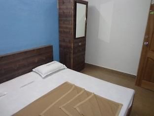 Oyo 36211 Hotel Padma Palace Ujjain Eksteriør billede